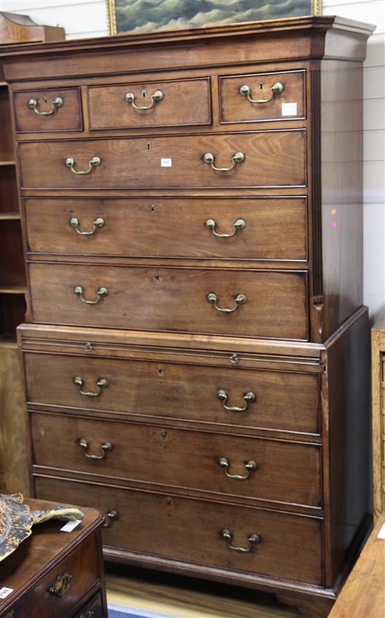 A George III chest on chest, H.184cm